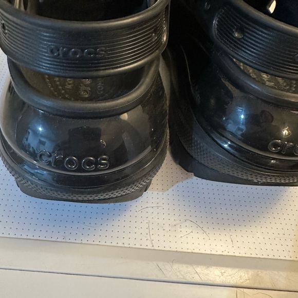 CLOSET CLOSING Classic Mega Crush Clog in Black - Picture 8 of 10